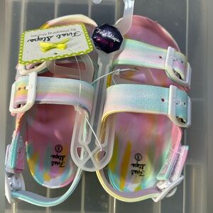 Girls pink multicolored sandals available in size 8 and 10